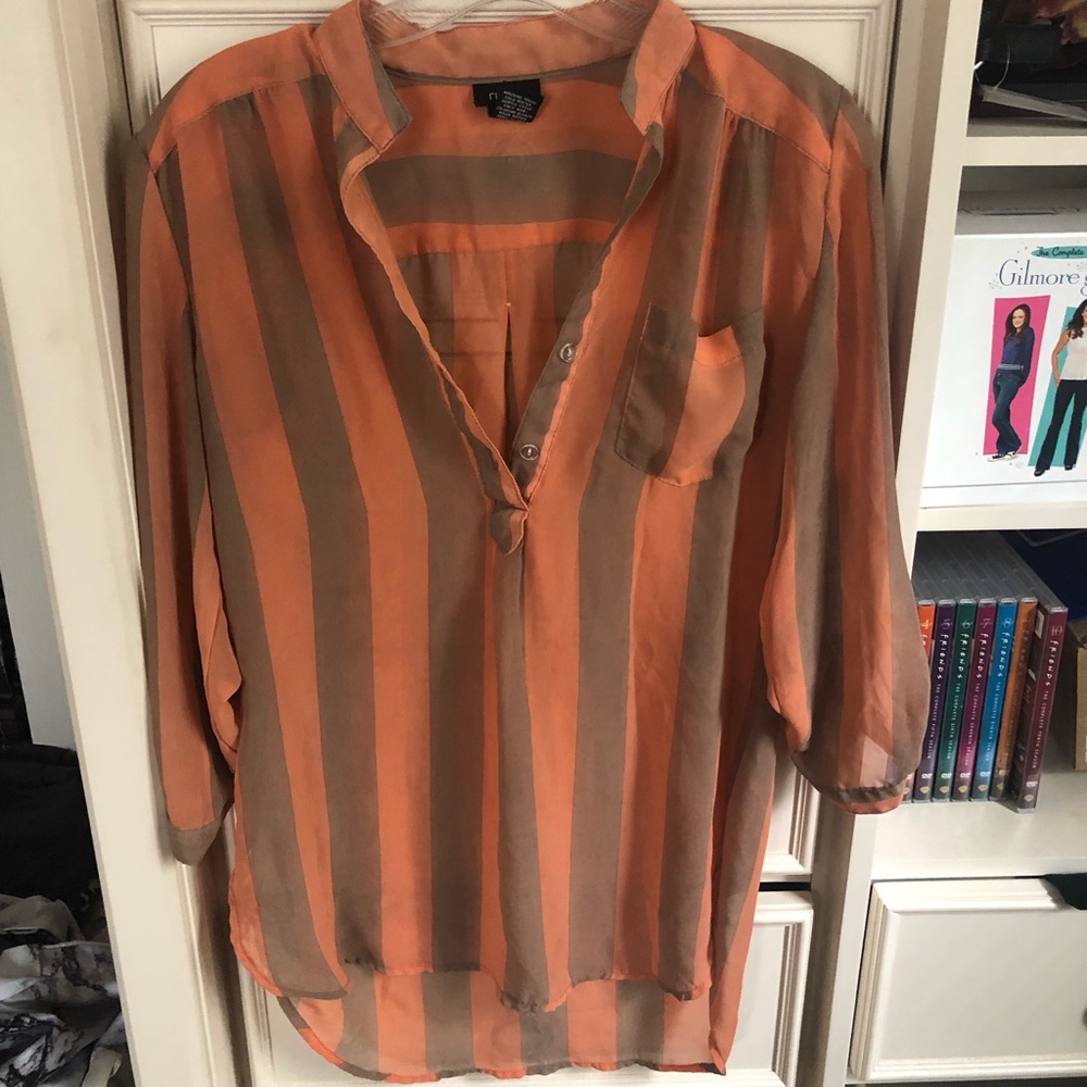 Blouse - Picture 1 of 2